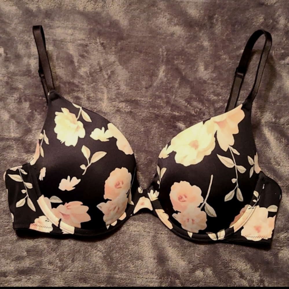 PINK Victoria's Secret Wear Everywhere Push Up Bra 36B